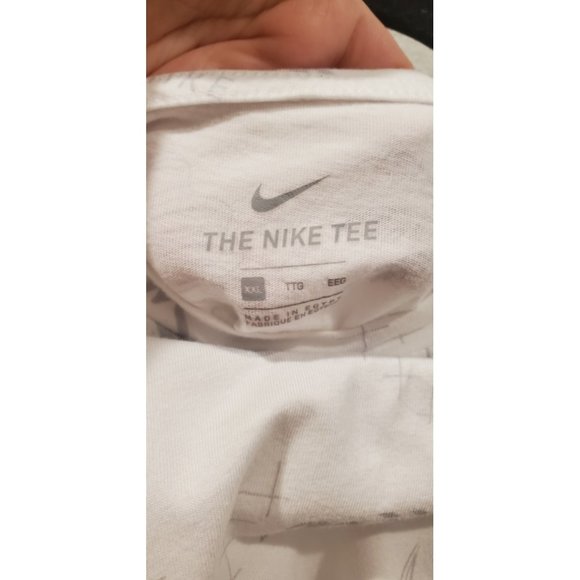 NIKE Sportswear Spring Break White Print T-Shirt - Picture 3 of 4